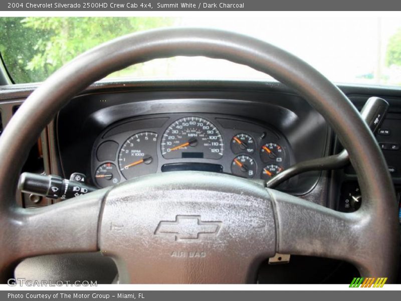 Summit White / Dark Charcoal 2004 Chevrolet Silverado 2500HD Crew Cab 4x4