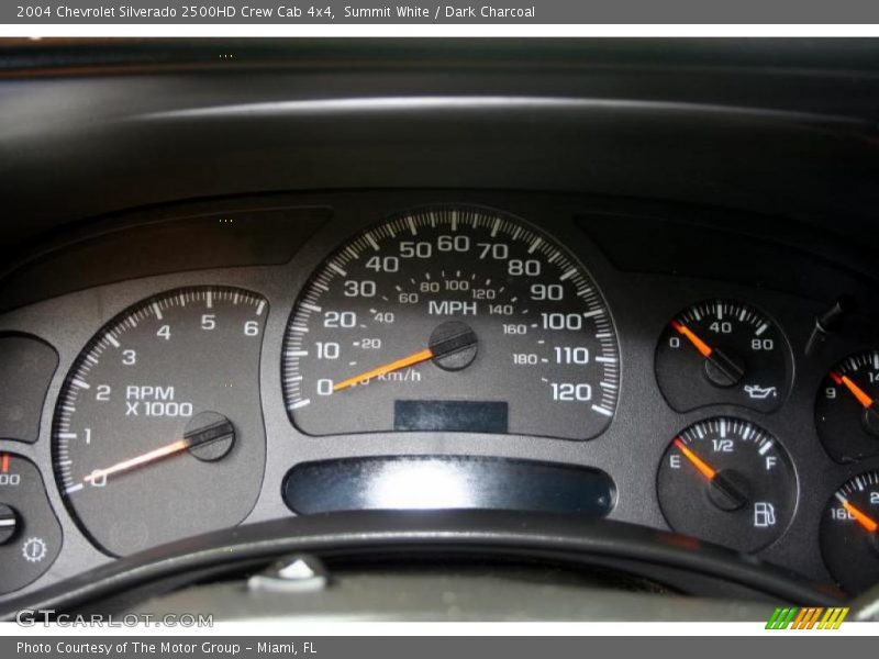 Summit White / Dark Charcoal 2004 Chevrolet Silverado 2500HD Crew Cab 4x4