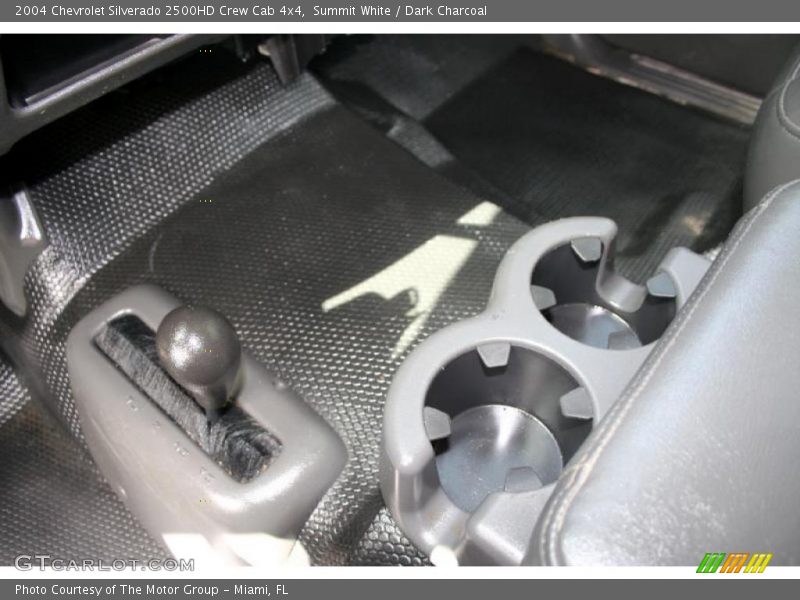 Summit White / Dark Charcoal 2004 Chevrolet Silverado 2500HD Crew Cab 4x4