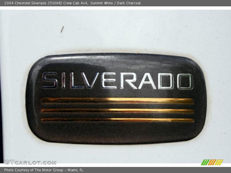 Summit White / Dark Charcoal 2004 Chevrolet Silverado 2500HD Crew Cab 4x4