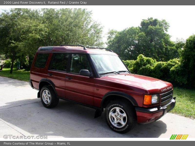 Rutland Red / Granite Gray 2000 Land Rover Discovery II