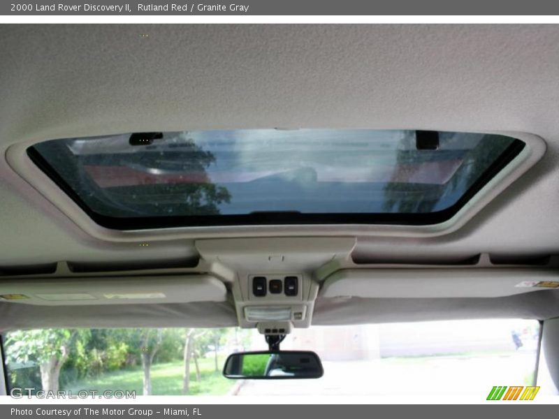 Rutland Red / Granite Gray 2000 Land Rover Discovery II