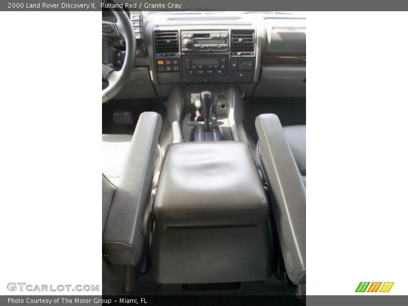 Rutland Red / Granite Gray 2000 Land Rover Discovery II