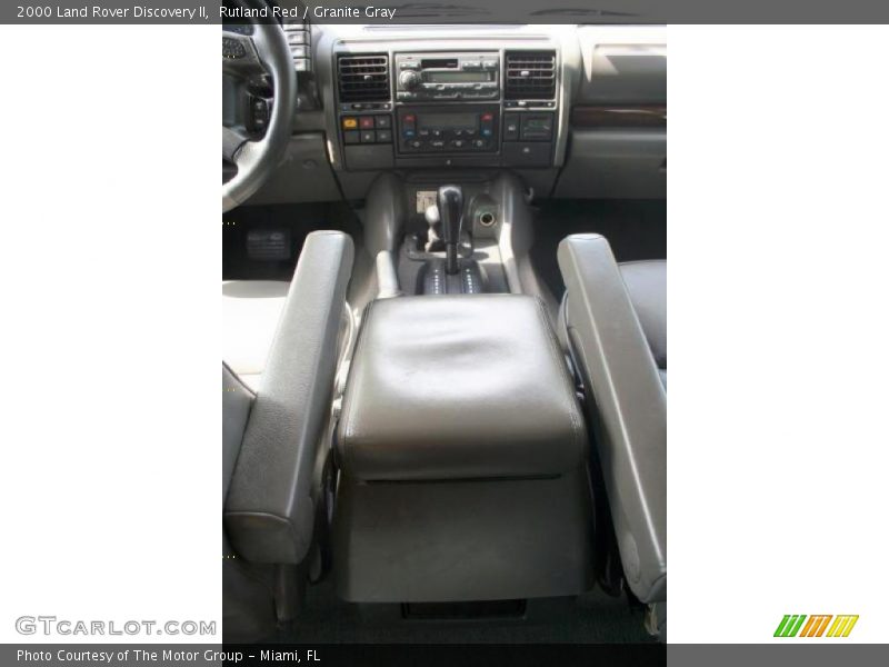 Rutland Red / Granite Gray 2000 Land Rover Discovery II