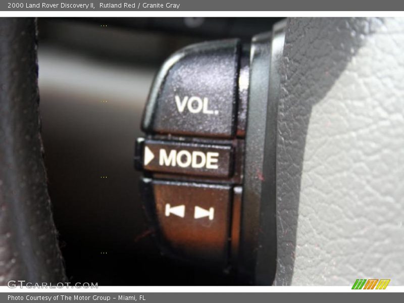 Rutland Red / Granite Gray 2000 Land Rover Discovery II