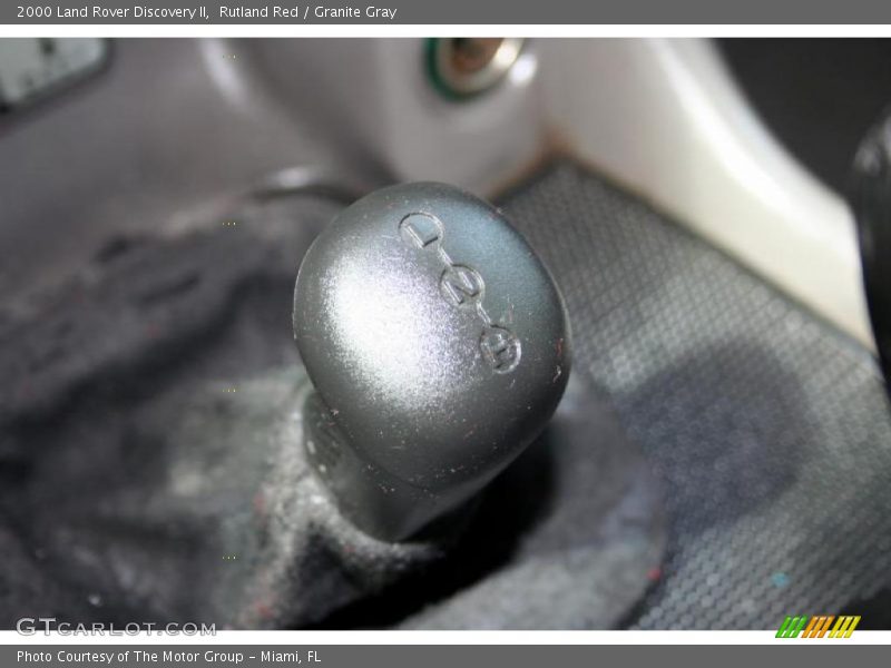Rutland Red / Granite Gray 2000 Land Rover Discovery II