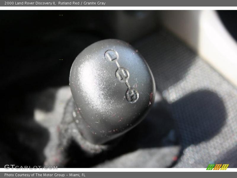 Rutland Red / Granite Gray 2000 Land Rover Discovery II