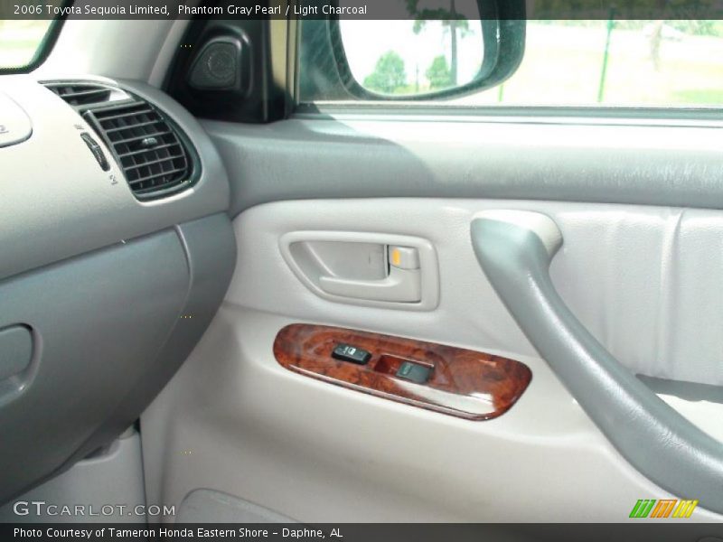 Phantom Gray Pearl / Light Charcoal 2006 Toyota Sequoia Limited