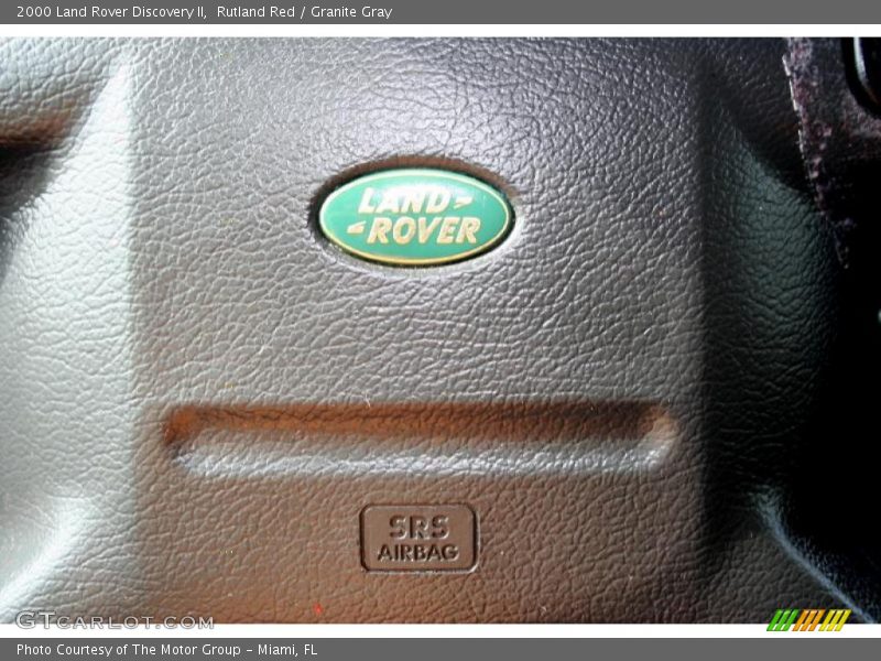 Rutland Red / Granite Gray 2000 Land Rover Discovery II