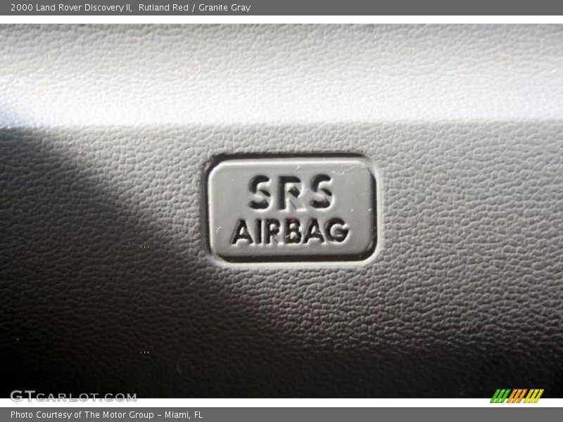 Rutland Red / Granite Gray 2000 Land Rover Discovery II