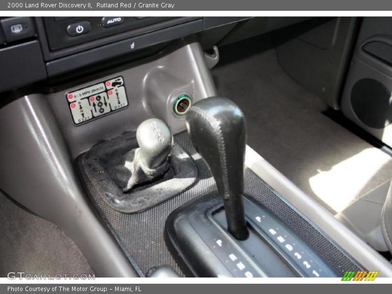 Rutland Red / Granite Gray 2000 Land Rover Discovery II