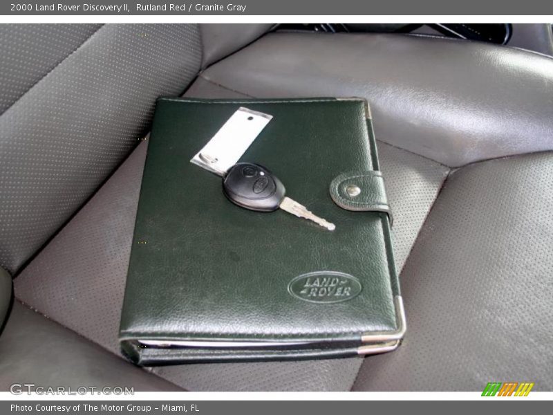 Rutland Red / Granite Gray 2000 Land Rover Discovery II