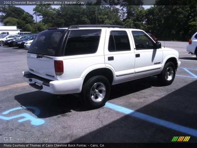 Summit White / Medium Gray 2002 Chevrolet Blazer LS