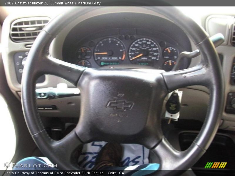 Summit White / Medium Gray 2002 Chevrolet Blazer LS