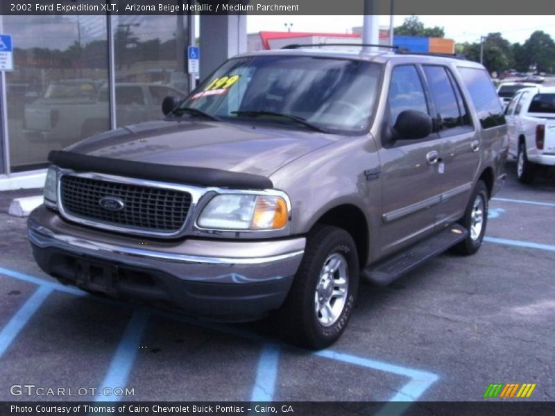 Arizona Beige Metallic / Medium Parchment 2002 Ford Expedition XLT