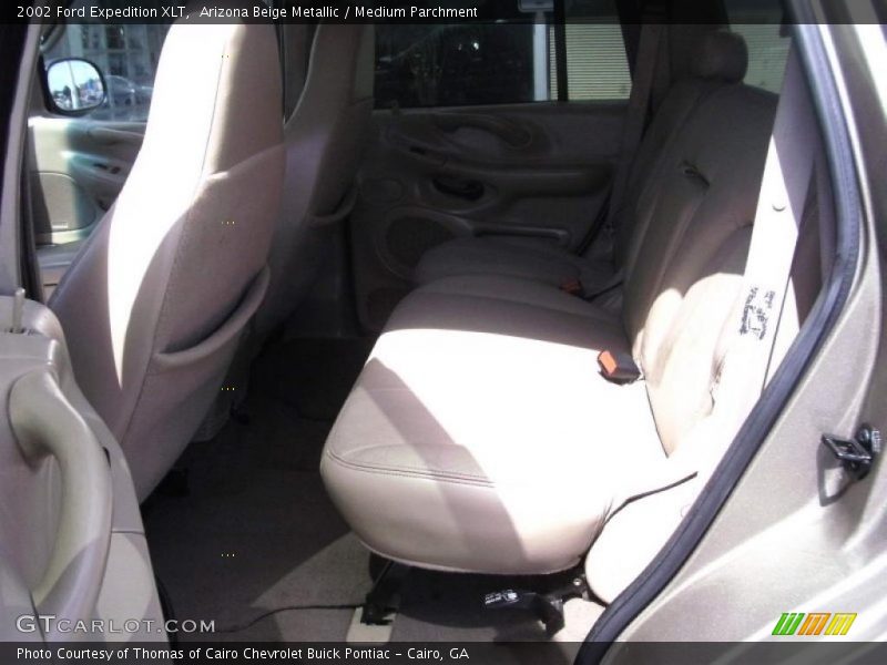 Arizona Beige Metallic / Medium Parchment 2002 Ford Expedition XLT
