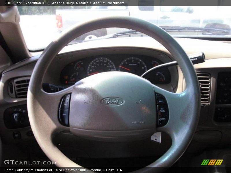 Arizona Beige Metallic / Medium Parchment 2002 Ford Expedition XLT