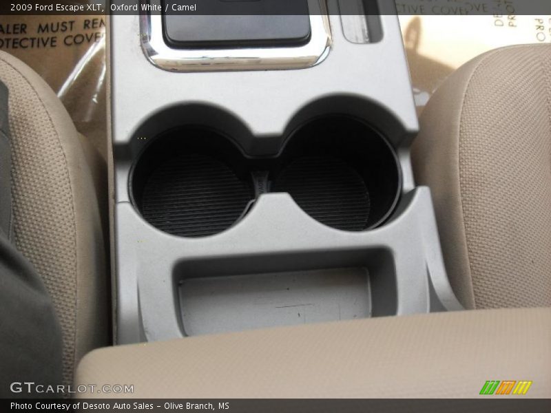 Oxford White / Camel 2009 Ford Escape XLT