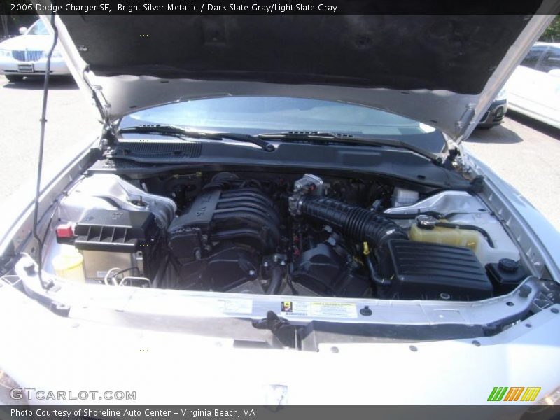 Bright Silver Metallic / Dark Slate Gray/Light Slate Gray 2006 Dodge Charger SE