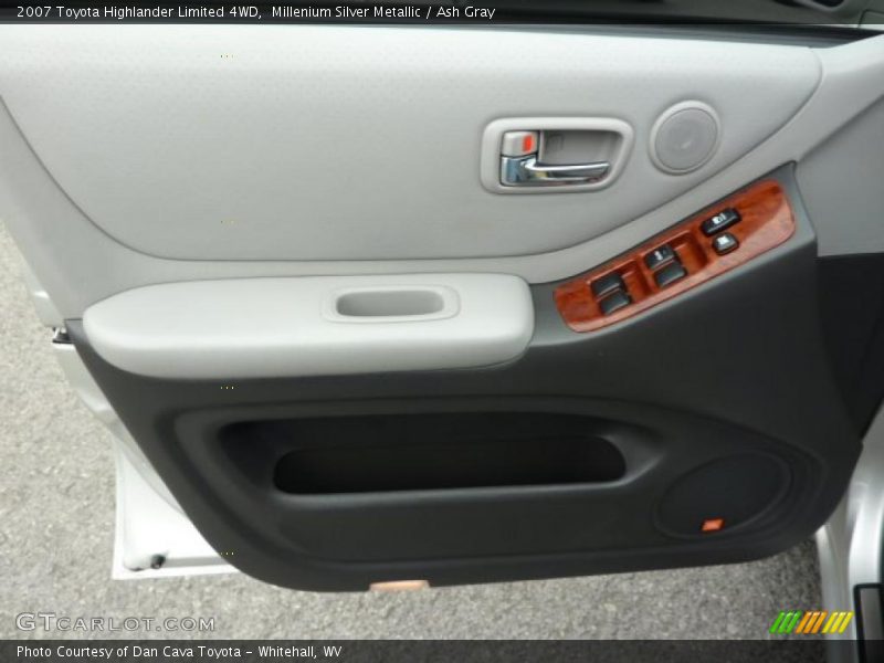 Millenium Silver Metallic / Ash Gray 2007 Toyota Highlander Limited 4WD
