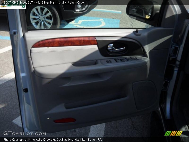 Silver Mist Metallic / Light Gray 2007 GMC Envoy SLT 4x4