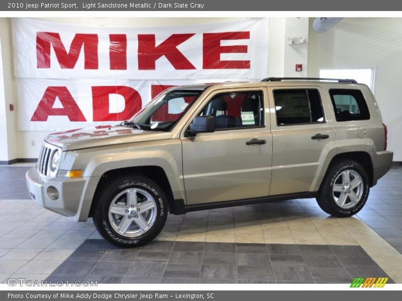 Light Sandstone Metallic / Dark Slate Gray 2010 Jeep Patriot Sport