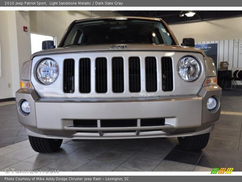 Light Sandstone Metallic / Dark Slate Gray 2010 Jeep Patriot Sport