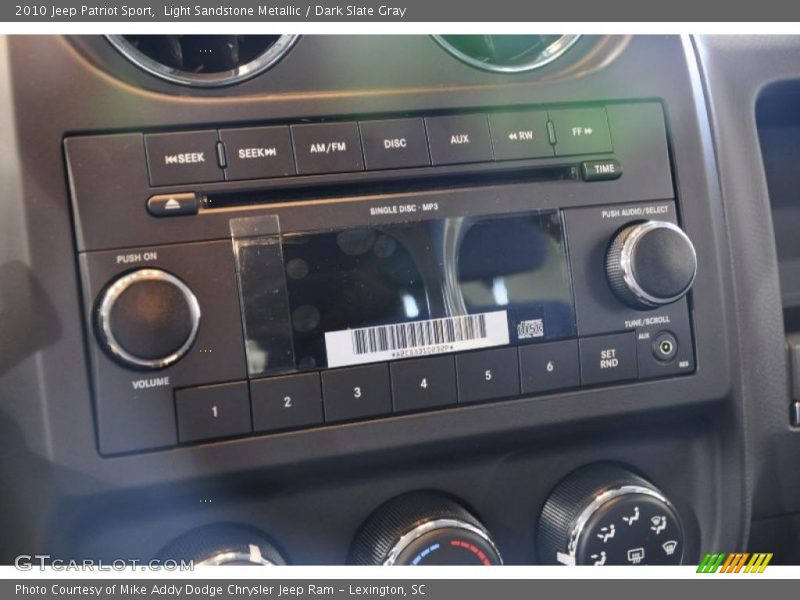 Light Sandstone Metallic / Dark Slate Gray 2010 Jeep Patriot Sport