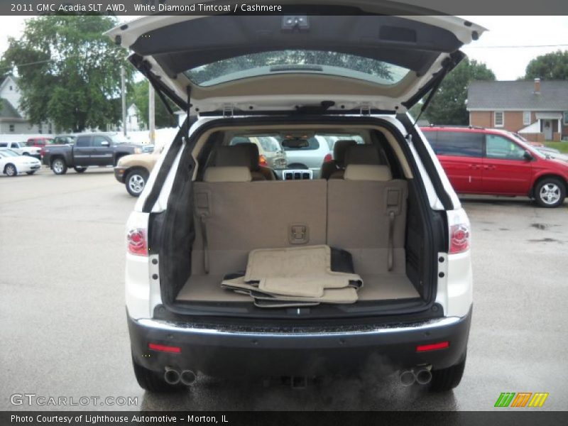 White Diamond Tintcoat / Cashmere 2011 GMC Acadia SLT AWD