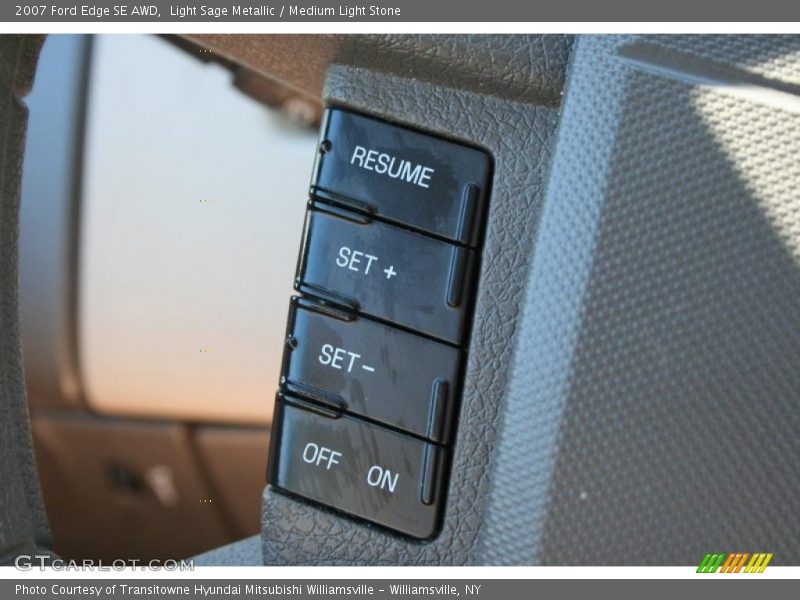 Light Sage Metallic / Medium Light Stone 2007 Ford Edge SE AWD