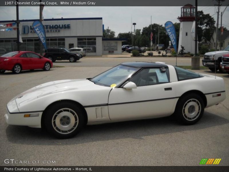White / Medium Gray 1987 Chevrolet Corvette Coupe