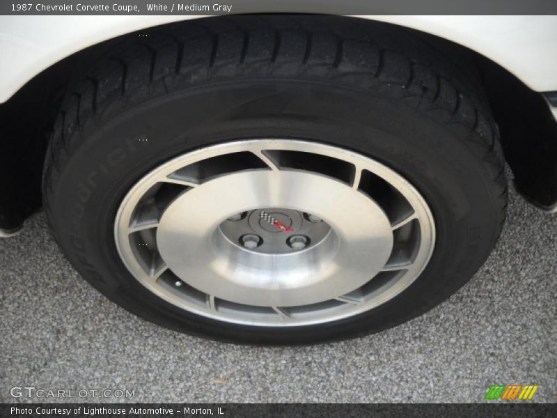 White / Medium Gray 1987 Chevrolet Corvette Coupe