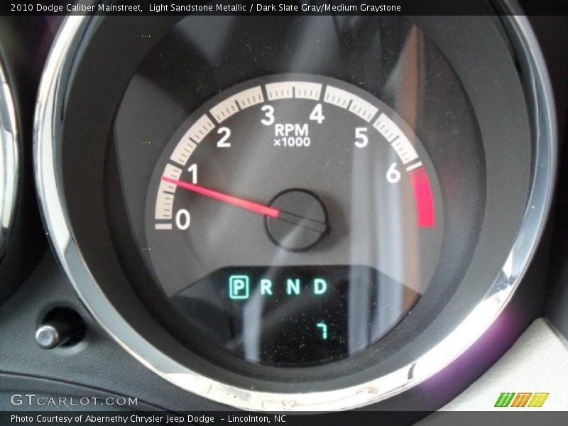 Light Sandstone Metallic / Dark Slate Gray/Medium Graystone 2010 Dodge Caliber Mainstreet