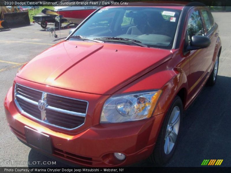 Sunburst Orange Pearl / Dark Slate Gray 2010 Dodge Caliber Mainstreet