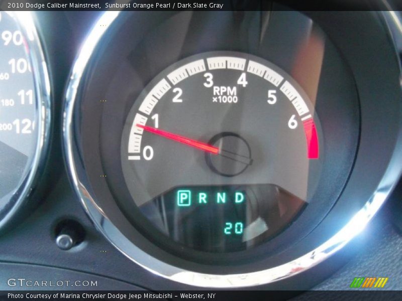 Sunburst Orange Pearl / Dark Slate Gray 2010 Dodge Caliber Mainstreet