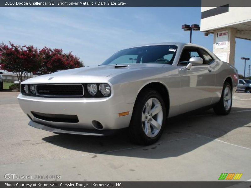 Bright Silver Metallic / Dark Slate Gray 2010 Dodge Challenger SE