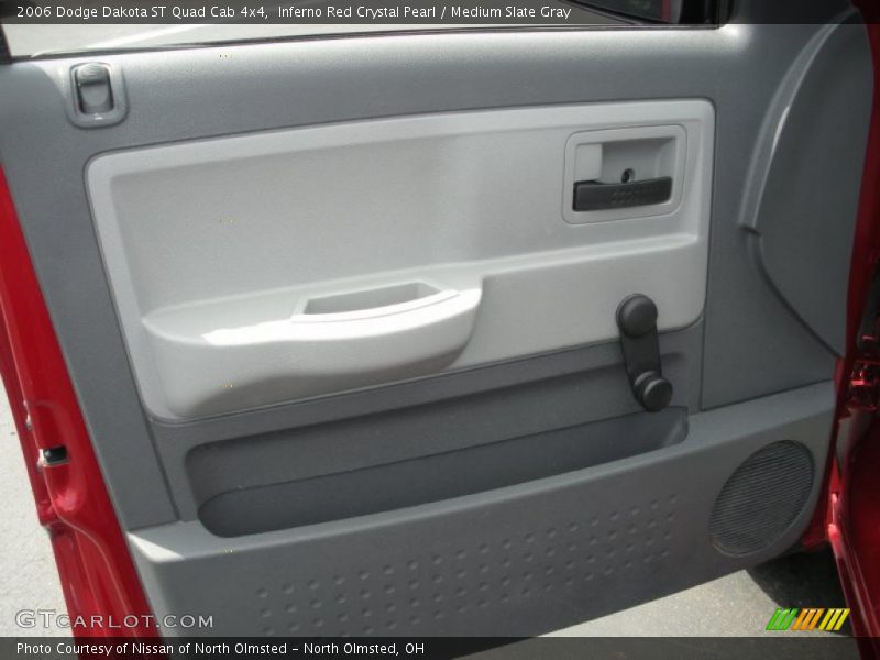 Inferno Red Crystal Pearl / Medium Slate Gray 2006 Dodge Dakota ST Quad Cab 4x4