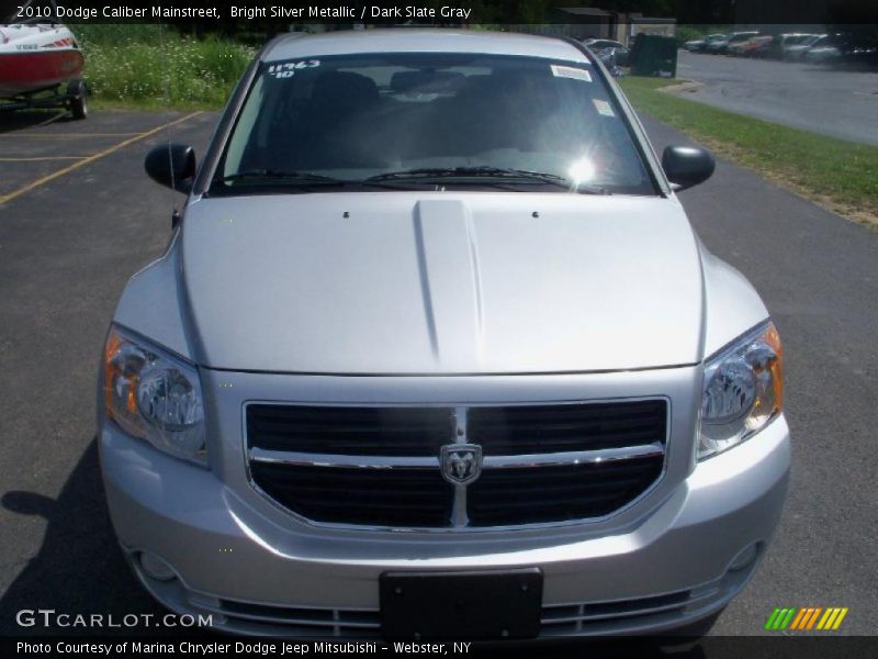 Bright Silver Metallic / Dark Slate Gray 2010 Dodge Caliber Mainstreet