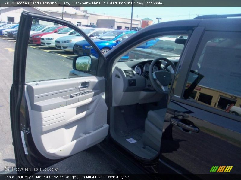 Blackberry Metallic / Medium Slate Gray/Light Shale 2010 Dodge Grand Caravan SE Hero