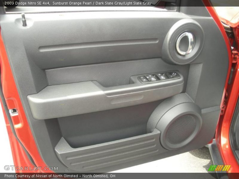 Sunburst Orange Pearl / Dark Slate Gray/Light Slate Gray 2009 Dodge Nitro SE 4x4
