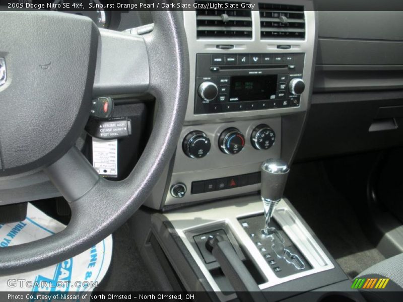 Sunburst Orange Pearl / Dark Slate Gray/Light Slate Gray 2009 Dodge Nitro SE 4x4