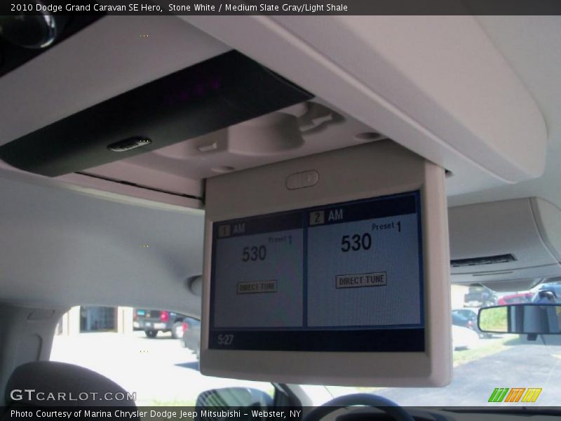 Stone White / Medium Slate Gray/Light Shale 2010 Dodge Grand Caravan SE Hero