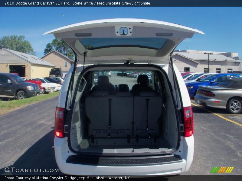 Stone White / Medium Slate Gray/Light Shale 2010 Dodge Grand Caravan SE Hero