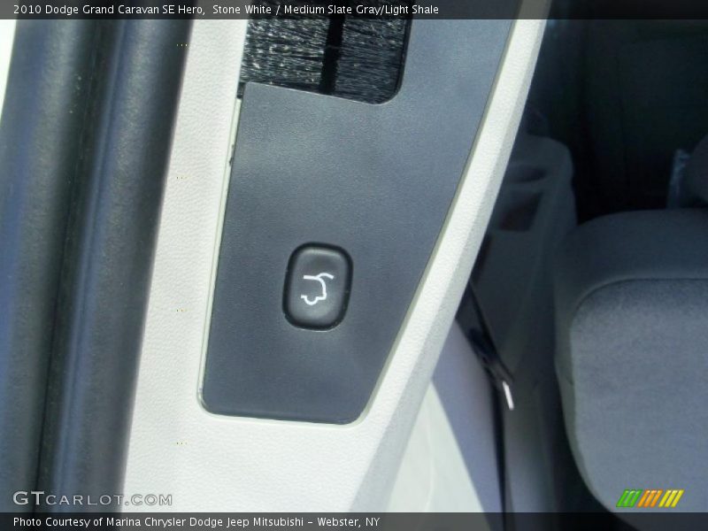 Stone White / Medium Slate Gray/Light Shale 2010 Dodge Grand Caravan SE Hero