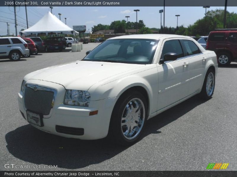 Cool Vanilla / Dark Slate Gray/Light Graystone 2006 Chrysler 300