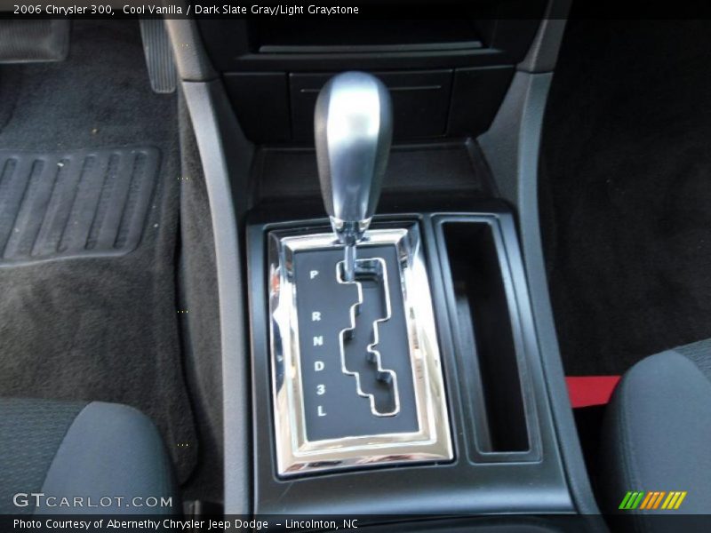 Cool Vanilla / Dark Slate Gray/Light Graystone 2006 Chrysler 300