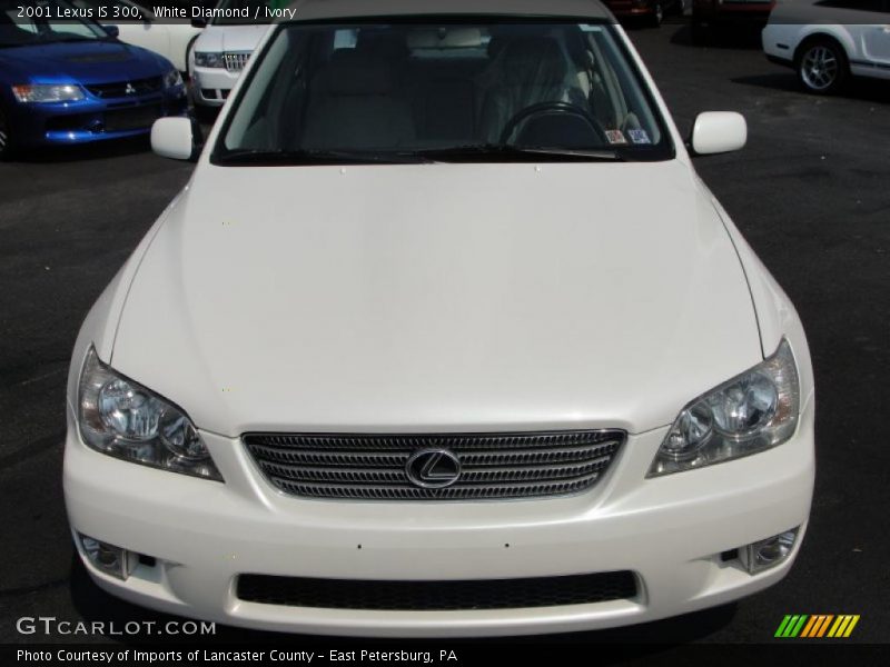 White Diamond / Ivory 2001 Lexus IS 300