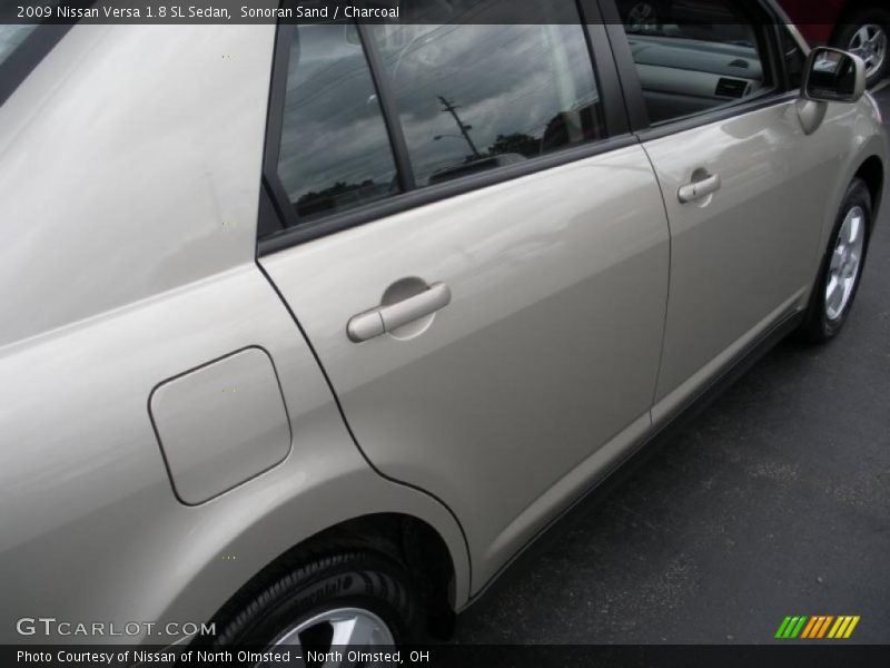 Sonoran Sand / Charcoal 2009 Nissan Versa 1.8 SL Sedan