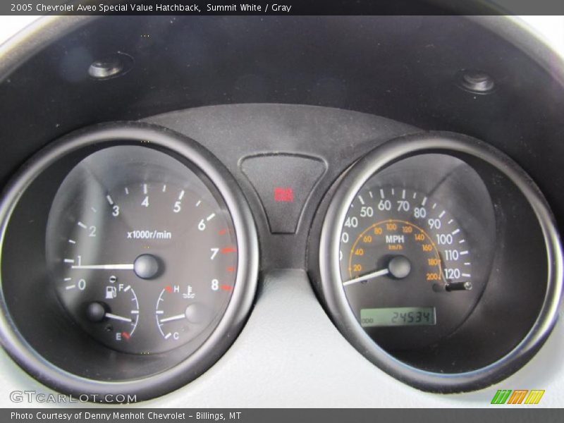 Summit White / Gray 2005 Chevrolet Aveo Special Value Hatchback