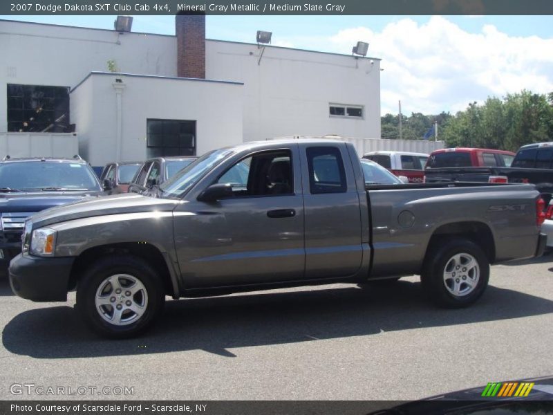 Mineral Gray Metallic / Medium Slate Gray 2007 Dodge Dakota SXT Club Cab 4x4